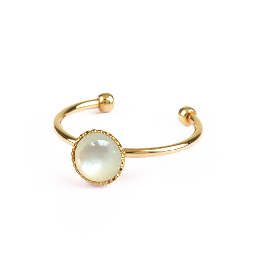 Bague réglable athéna de la marque nilai avec pierre nacre