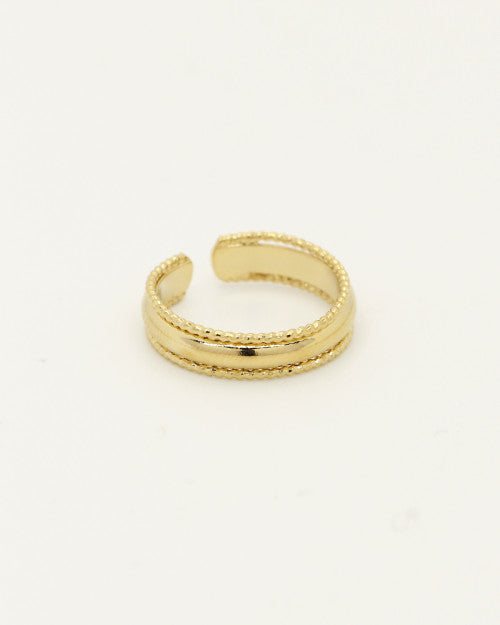 Bague Inès simple ethnique avec bords torsadés Nilai couleur or