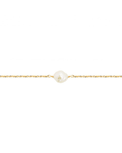 Bracelet Nilaï chaine fine orné perle eau douce blanche