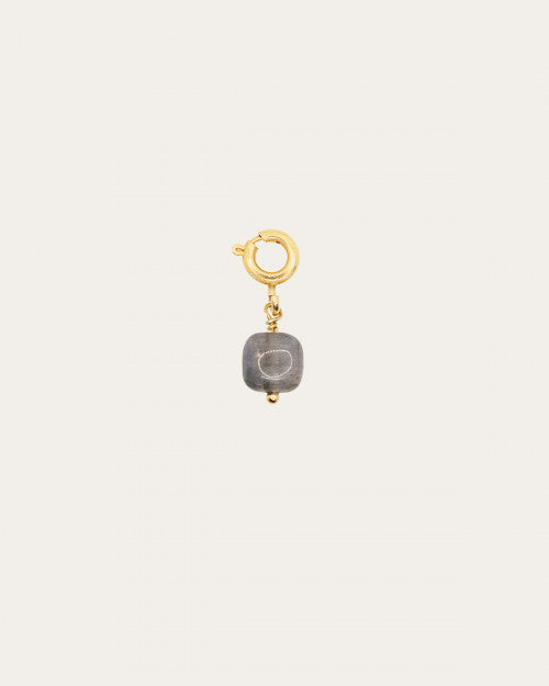 Pendentif grigri Nilaï avec pierre carrée labradorite