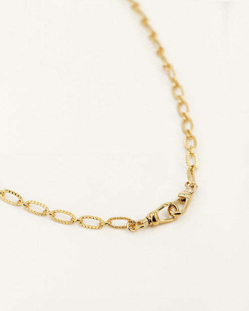 collier double lock avec fermoir type cadenas et chaine avec des mailles fines