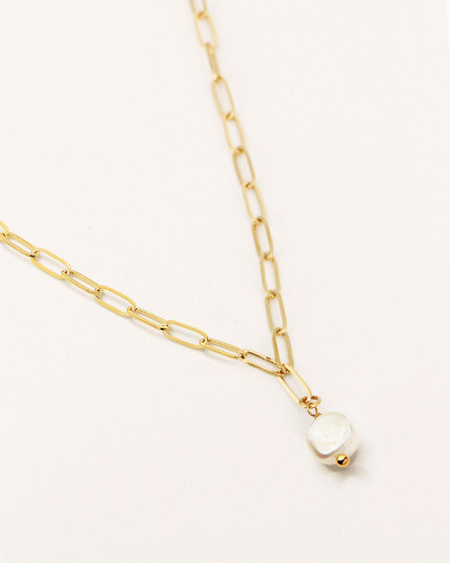 Collier Nilaï maille orné perle eau douce blanche