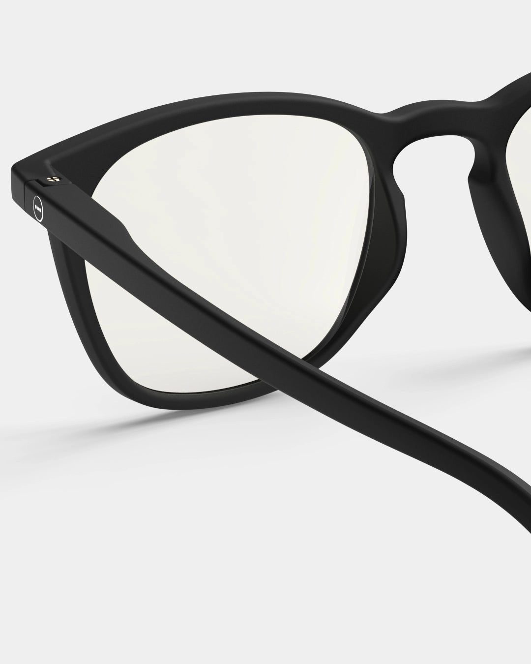 SCREEN #E Black