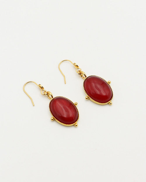 Boucles d’oreilles Nilaï pendantes avec pierre cornaline ovale et orné de 4 billes