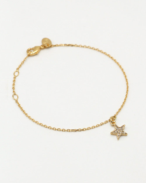 Bracelet fin plaqué or avec pendentif étoile