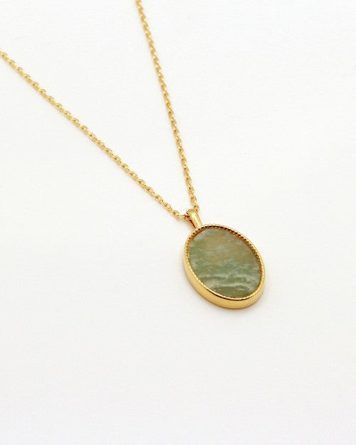 Collier Nilaï chaine fine pendentif grande pierre naturelle plate amazonite