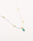 Collier ras-de-cou Nilaï perles blanches et orné pierre turquoise