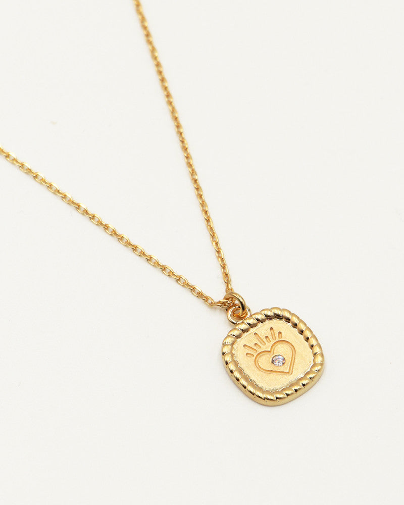 collier mini oracles avec médaille gravée d'un coeur