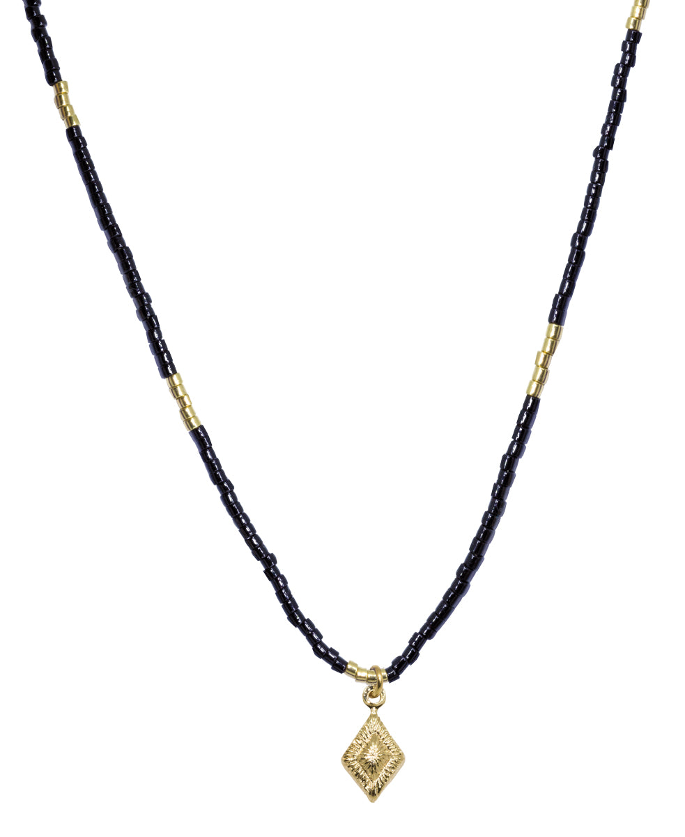Collier Nilaï perles miyuki noires et orné pendentif losange