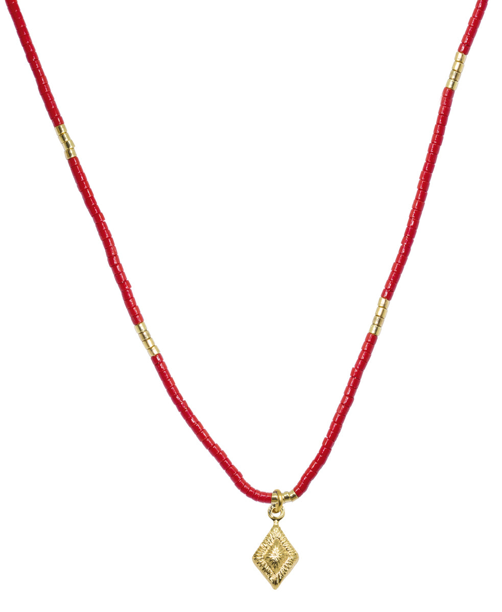 Collier Nilaï perles miyuki rouges et orné pendentif losange