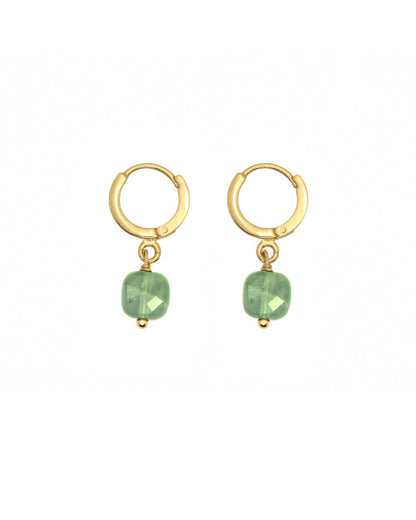 Petites boucles d’oreilles ornées d’une pierre semi-précieuse carrée aventurine